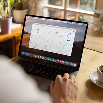 本子里番漫画全彩,本子里的全彩漫画世界